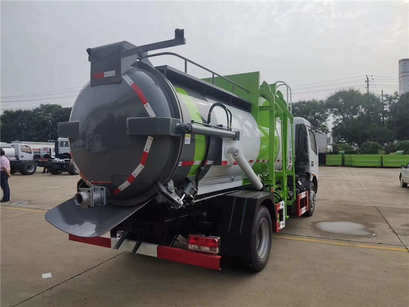 東風(fēng)7方餐廚垃圾車(圓罐)