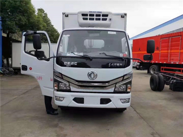 (國六4.2米)東風(fēng)多利卡冷藏車